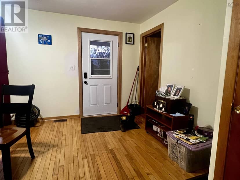 41 Mechanic Street — photo 13 of 18