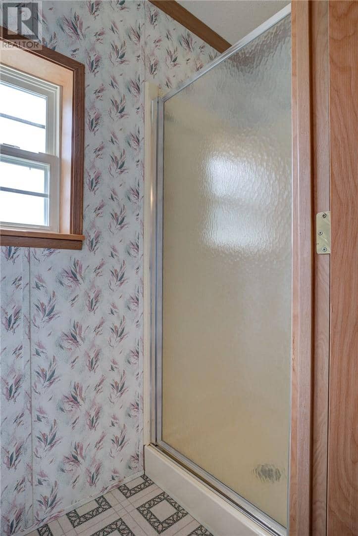 92 Corbin Avenue — photo 18 of 22