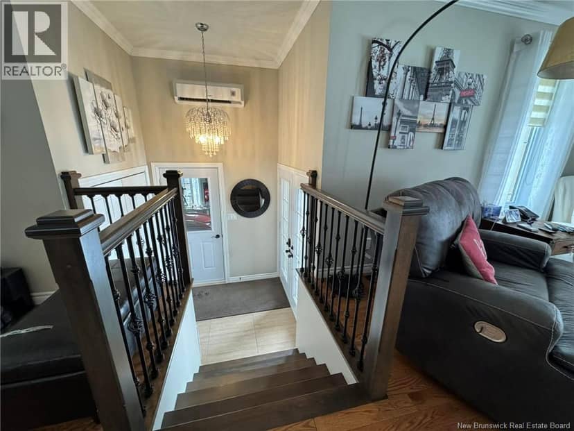 5 Gallant Street — photo 6 of 37