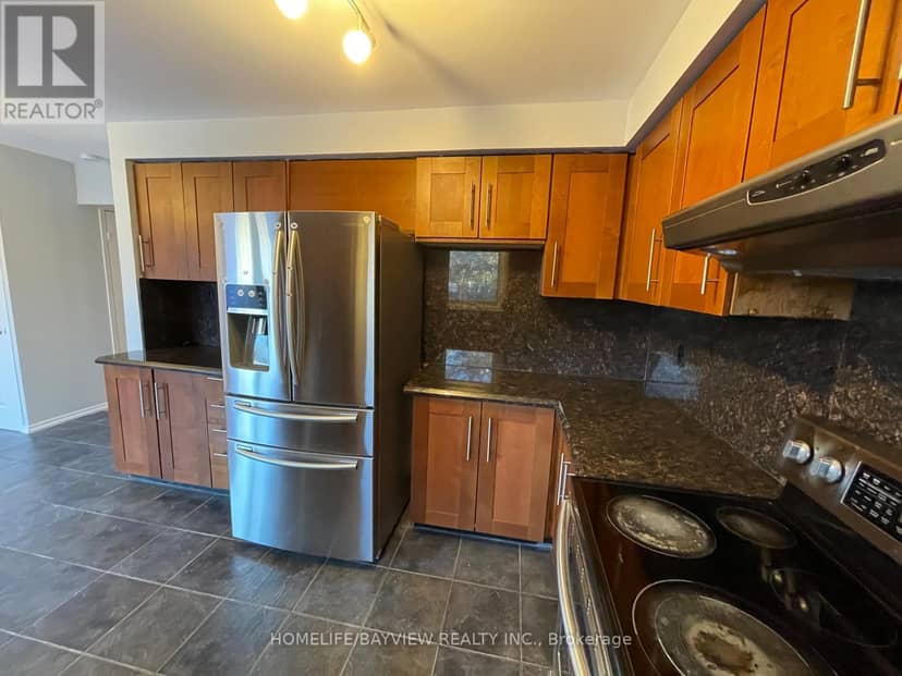 128 Heathwood Heights Drive — photo 2 of 33