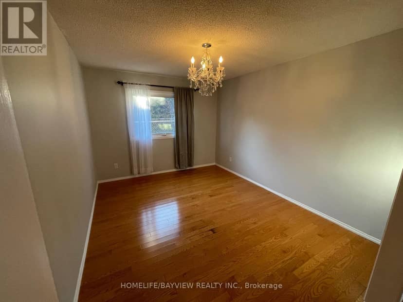 128 Heathwood Heights Drive — photo 5 of 33