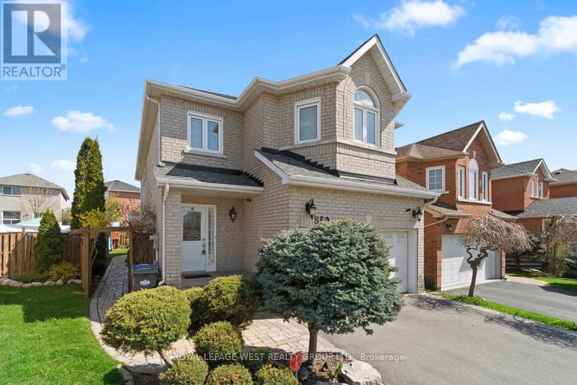 859 Mays Crescent — photo 3 of 39