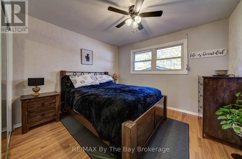 31 Saunders Street — photo 20 of 40