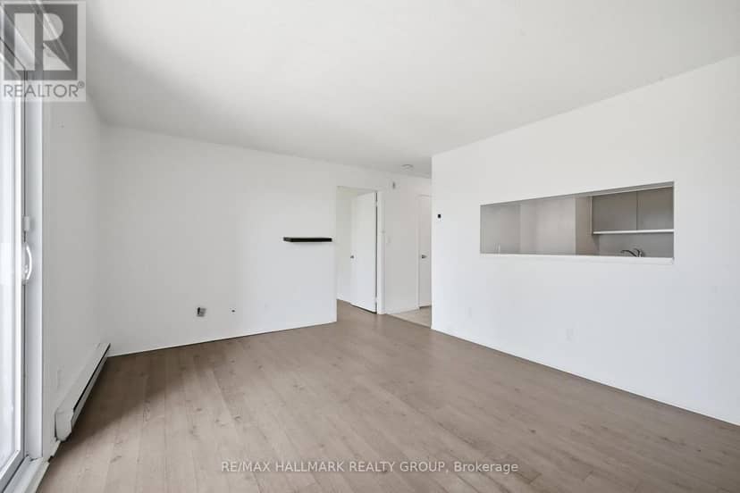 412 - 270 Brittany Drive — photo 10 of 32