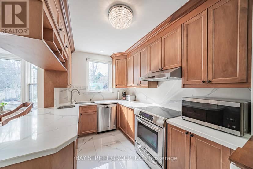 277 Lawrence Avenue E, Toronto, photo 5