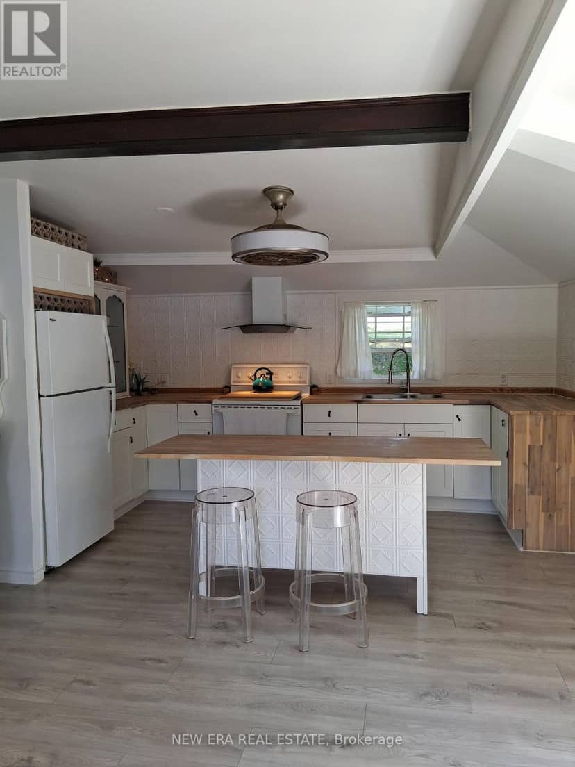 16 Pines Lane — photo 10 of 25