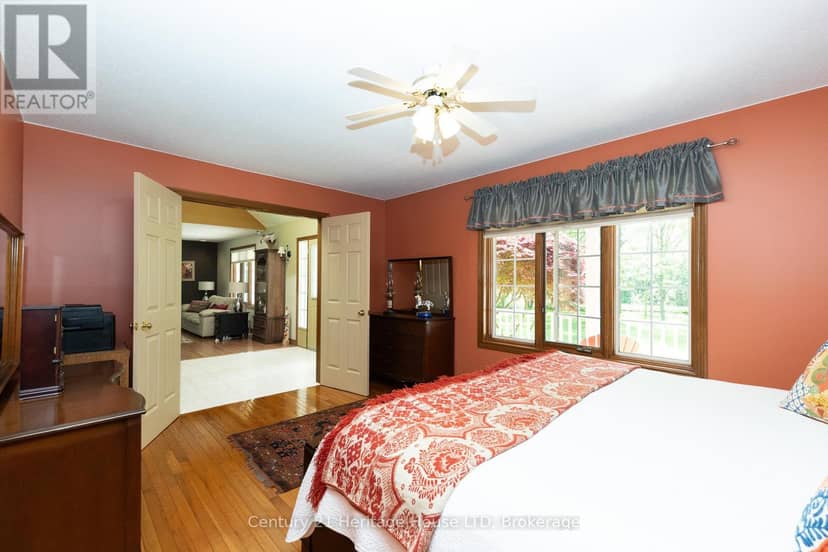 2468 Sunset Drive — photo 21 of 40