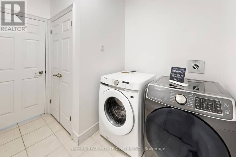3 - 39 Kay Crescent — photo 17 of 40
