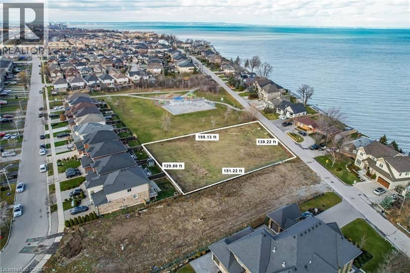 67 SEABREEZE Crescent — photo 1 of 13