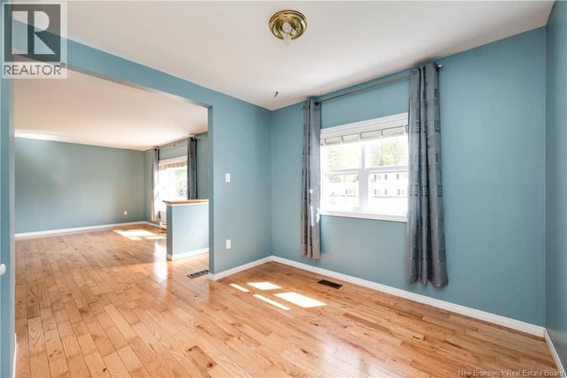295 Buckingham Avenue — photo 11 of 40