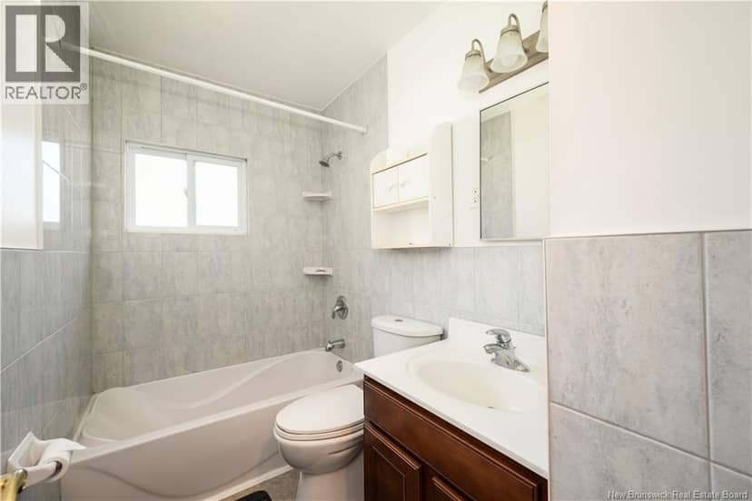 295 Buckingham Avenue — photo 15 of 40