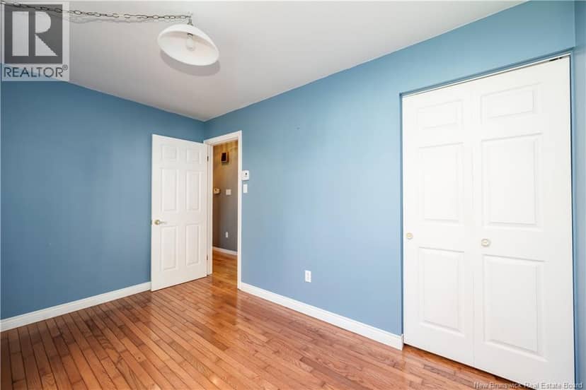 295 Buckingham Avenue — photo 18 of 40