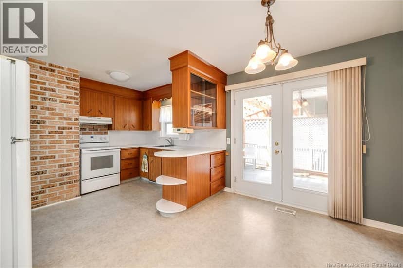 295 Buckingham Avenue — photo 25 of 40