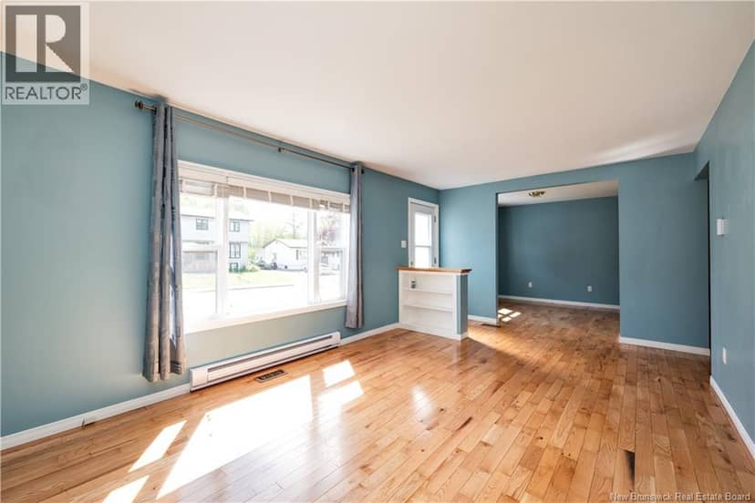 295 Buckingham Avenue — photo 7 of 40