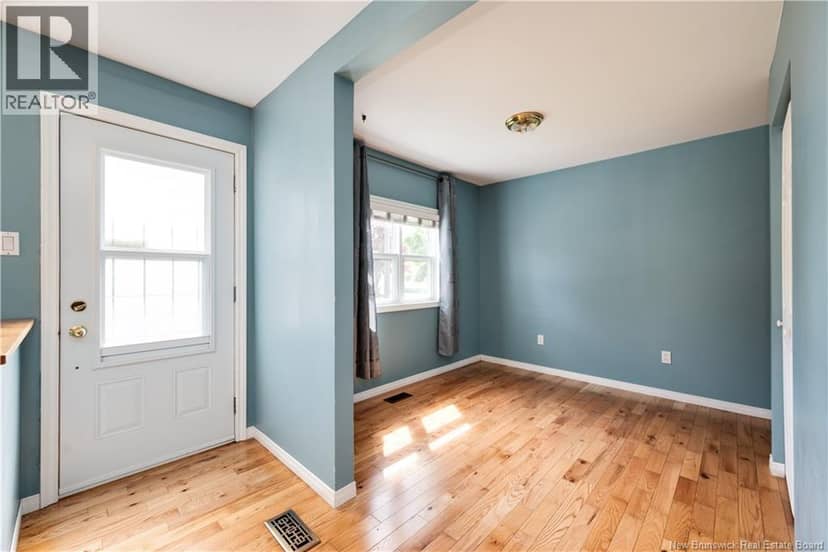 295 Buckingham Avenue — photo 8 of 40
