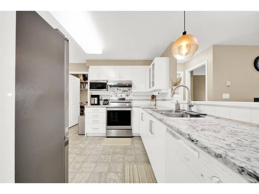 209 15298 20 AVENUE, Surrey, photo 5