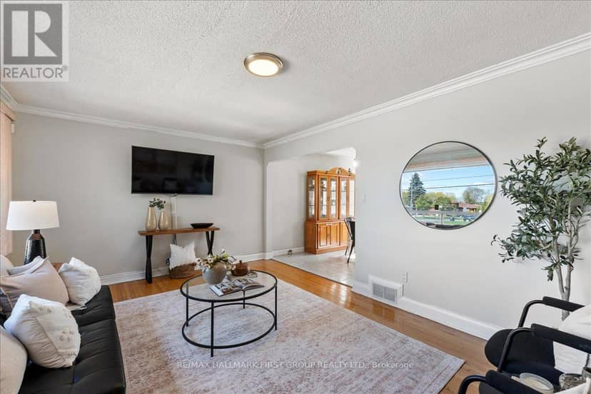 2690 Islington Avenue, Toronto, photo 6