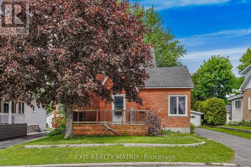 453 Garneau Road, Hawkesbury, photo 2