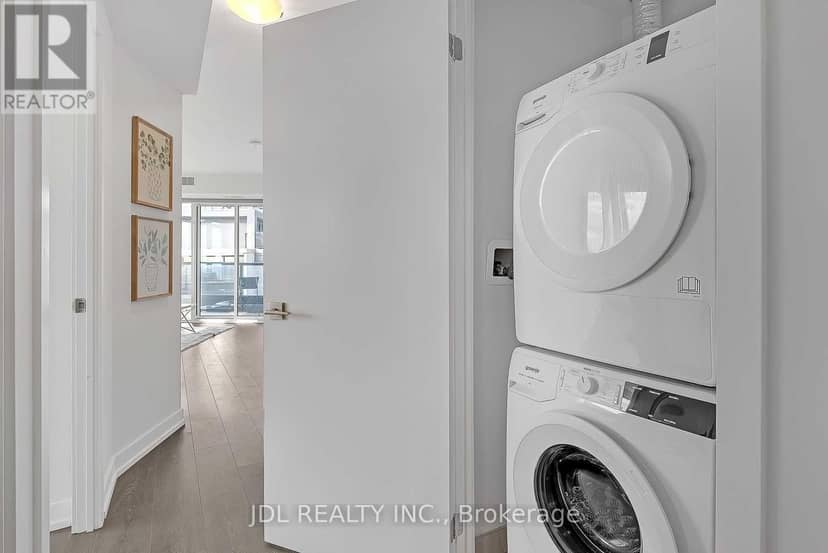 1308 - 159 Wellesley Street E — photo 24 of 32