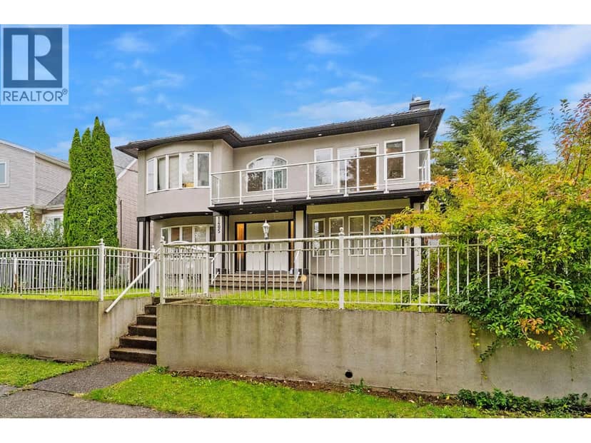 1405 EDINBURGH STREET, New Westminster