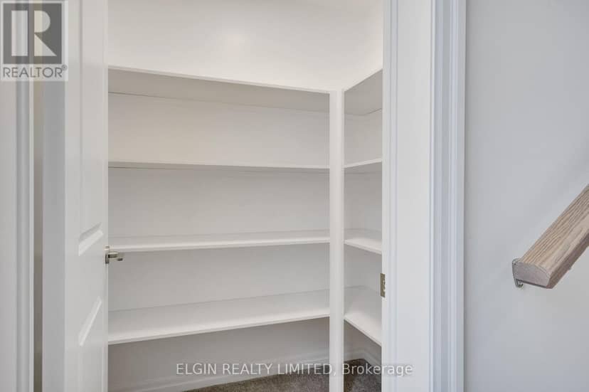 4 Keba Crescent — photo 25 of 39
