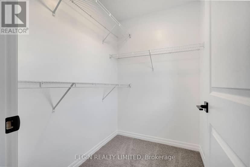 6 Keba Crescent — photo 21 of 34