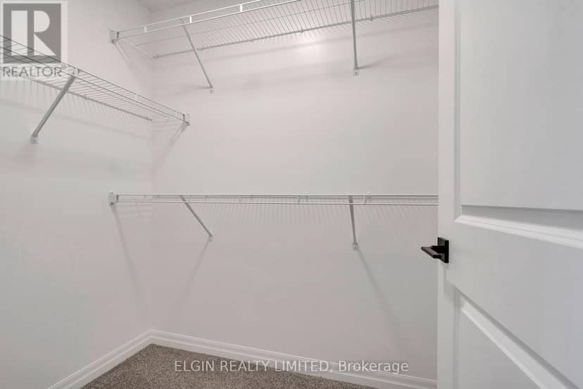 6 Keba Crescent — photo 24 of 34