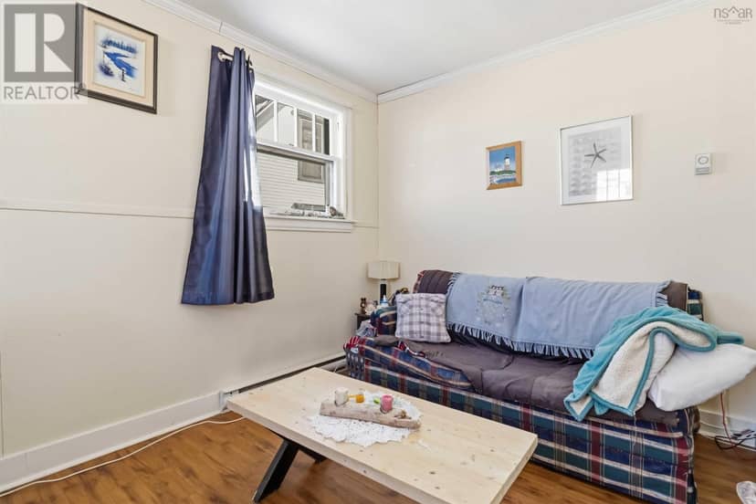 41 Alexandra Avenue — photo 39 of 40