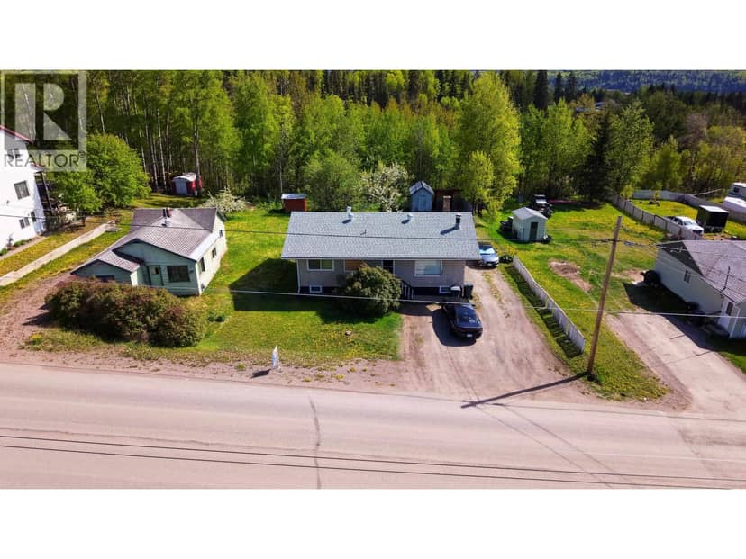 300 8TH AVENUE, Burns Lake, photo 2