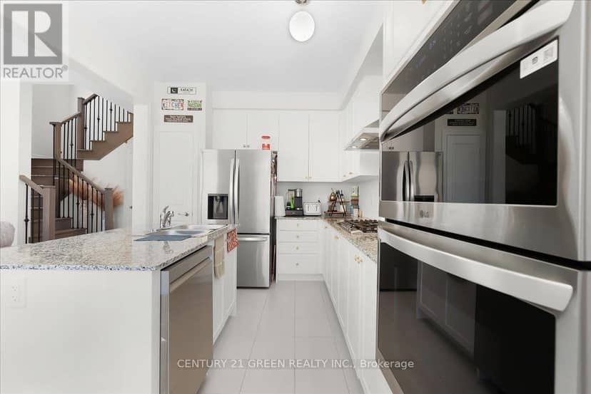 384 Kennedy Circle W — photo 16 of 40