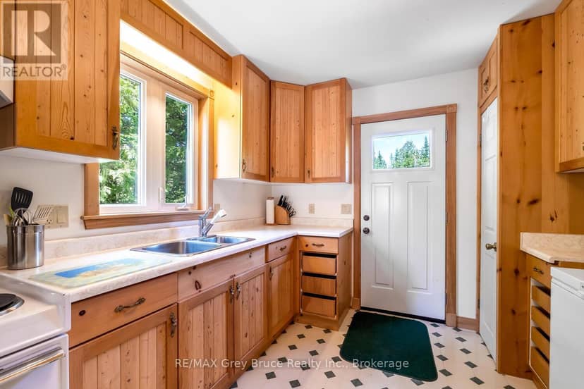 159 Zorra Drive — photo 5 of 40