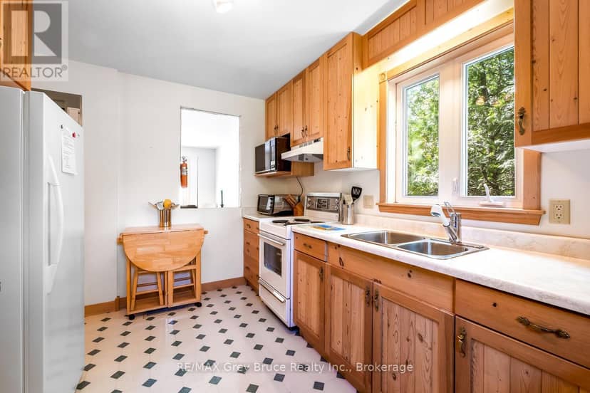 159 Zorra Drive — photo 6 of 40