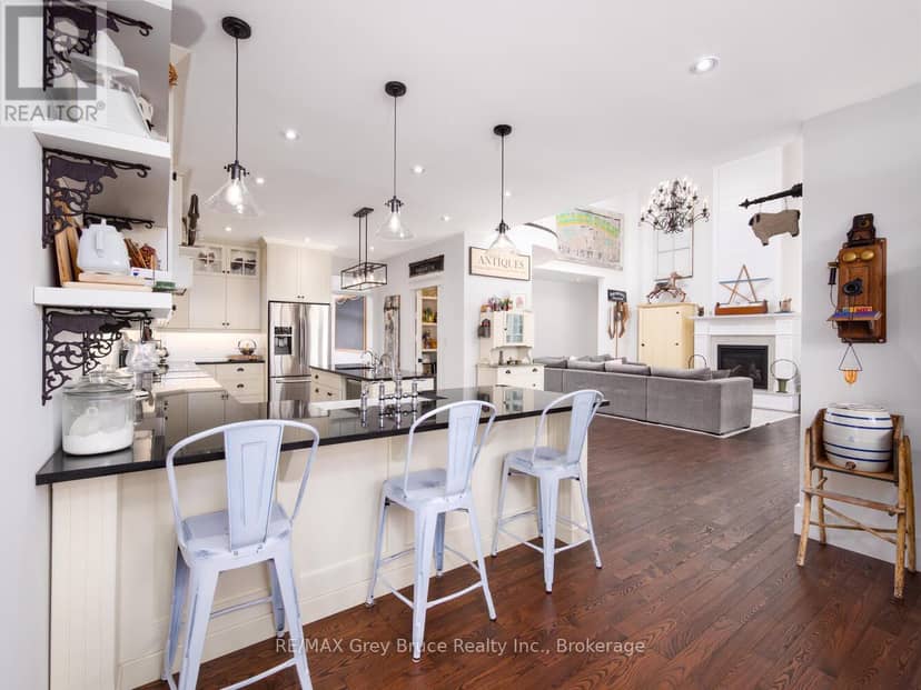 33 Dunks Bay Road — photo 12 of 40