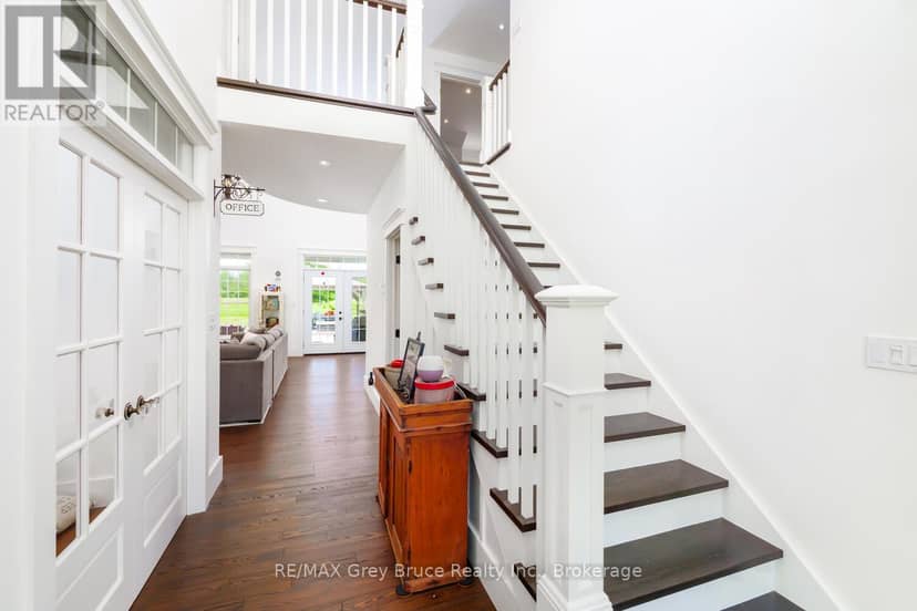 33 Dunks Bay Road — photo 8 of 40