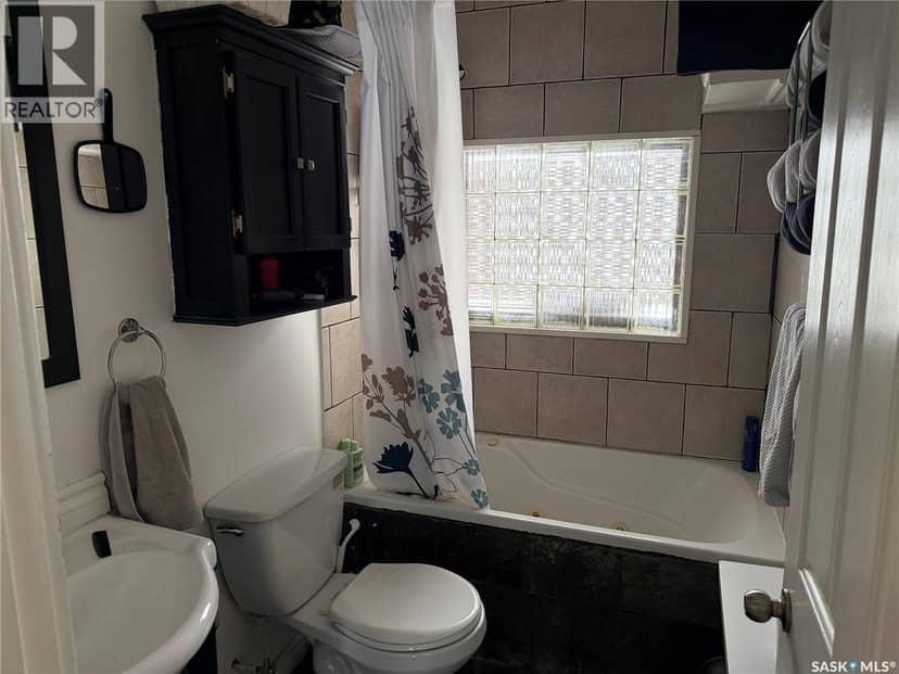 936 Wallace STREET — photo 11 of 15