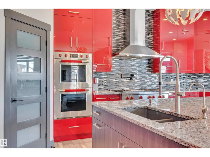 136 Kirpatrick Cr — photo 15 of 40