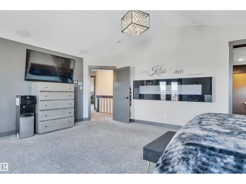 136 Kirpatrick Cr — photo 32 of 40