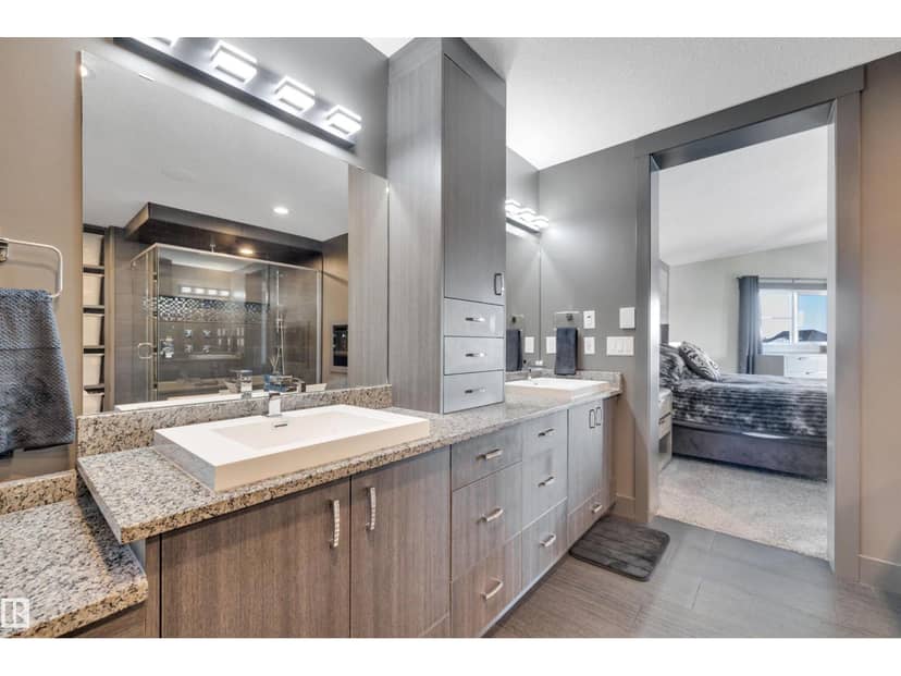 136 Kirpatrick Cr — photo 34 of 40