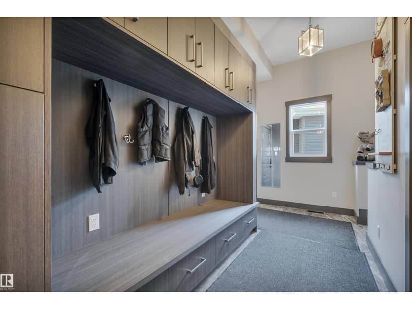 136 Kirpatrick Cr — photo 23 of 40