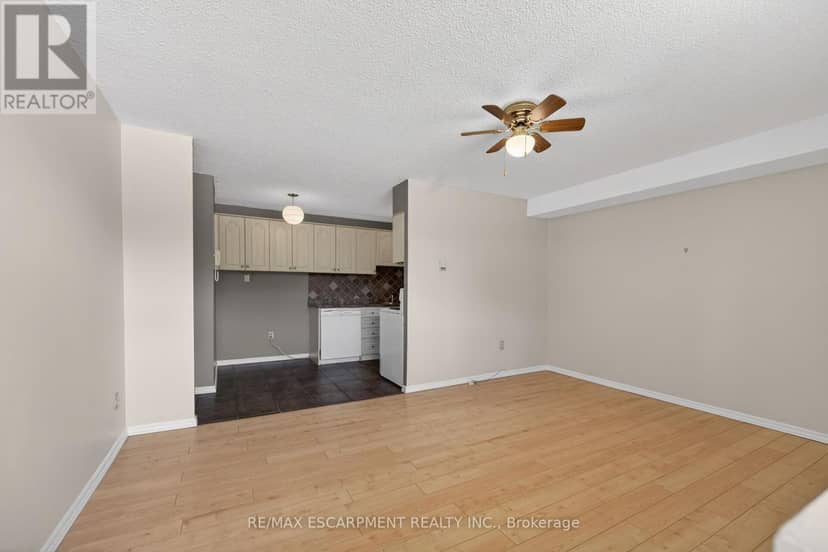 101 - 700 Dynes Road — photo 13 of 40