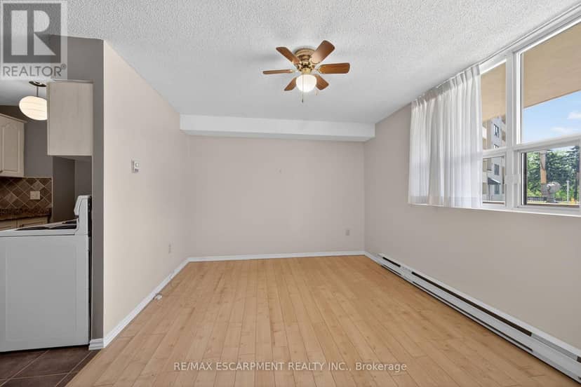 101 - 700 Dynes Road — photo 15 of 40