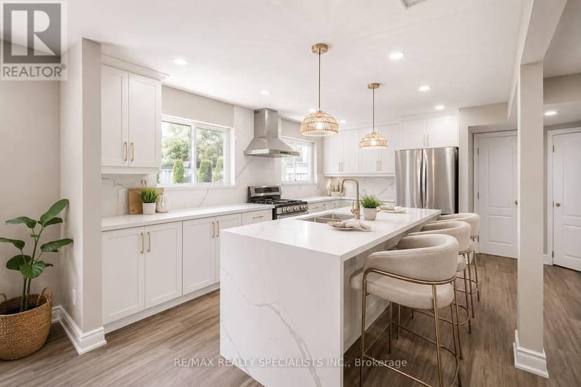 26 Allendale Road — photo 5 of 15