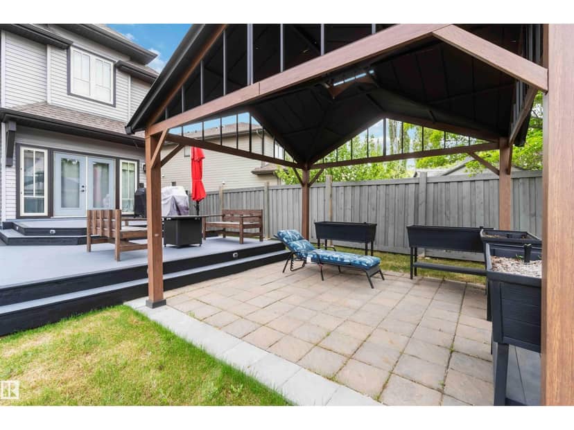 247 Ambleside Dr SW, Edmonton, photo 3