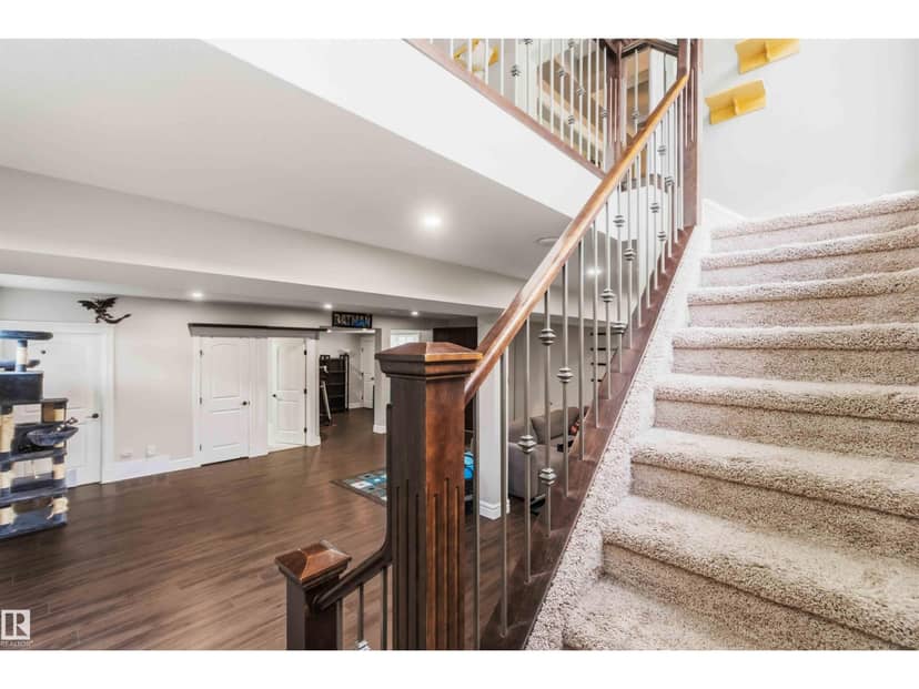 247 Ambleside Dr SW — photo 34 of 40