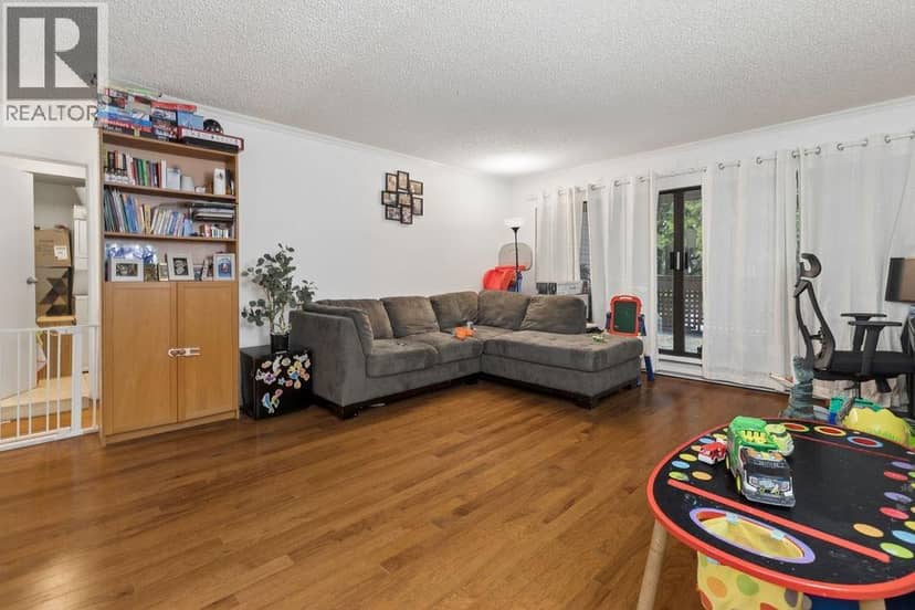 211 444 W 49TH AVENUE, Vancouver, photo 2