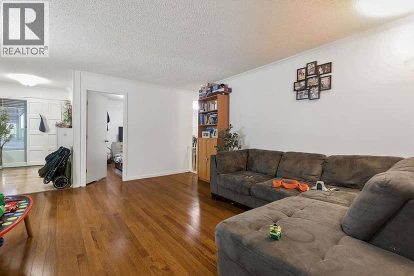 211 444 W 49TH AVENUE, Vancouver, photo 3