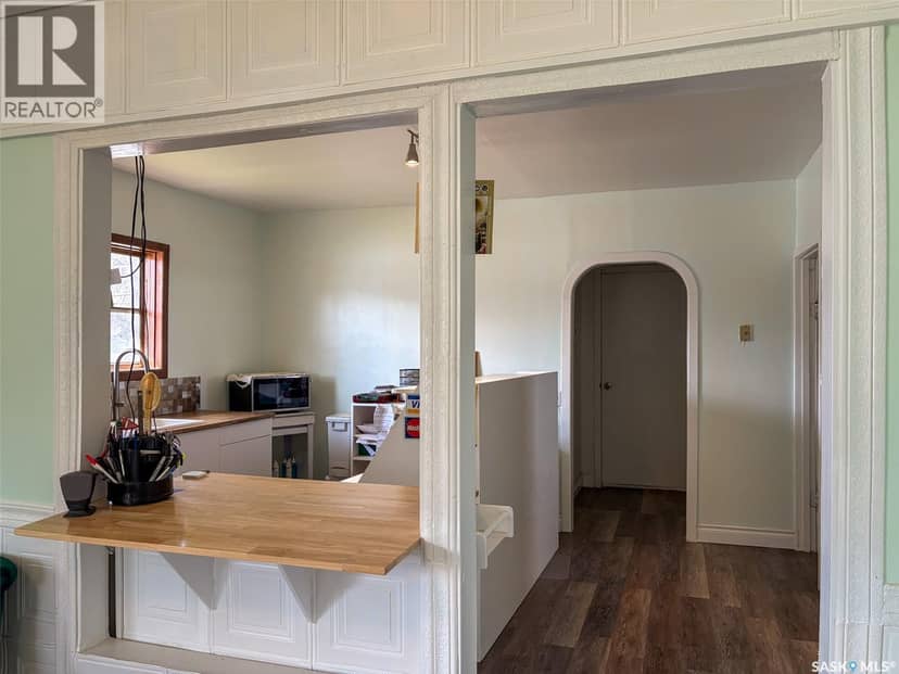 505 Centre STREET — photo 10 of 39
