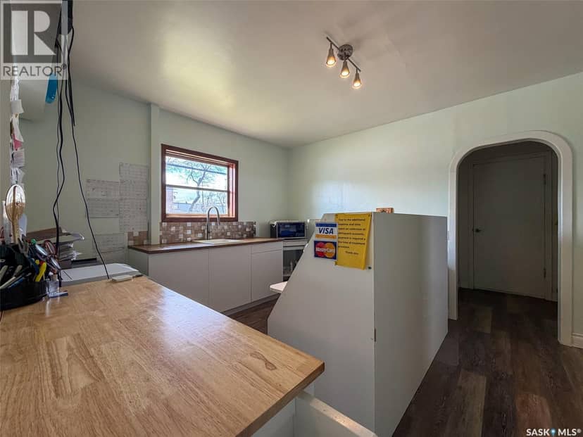 505 Centre STREET — photo 12 of 39
