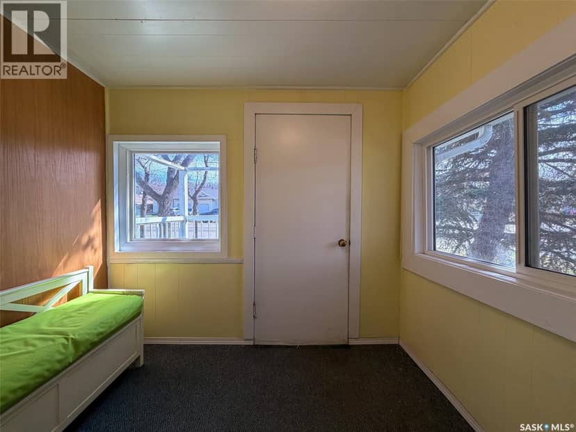 505 Centre STREET — photo 4 of 39