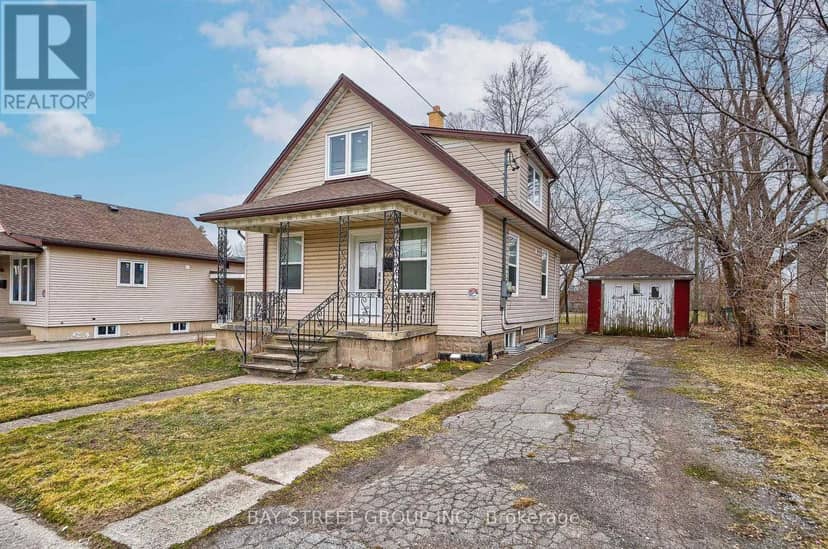 5241 Kitchener Street — photo 2 of 40
